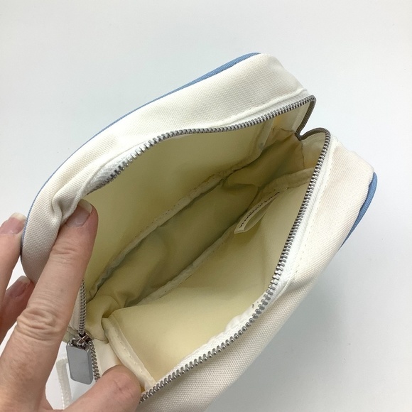 NEW Dolce & Gabbana Cosmetic Bag - Picture 7 of 9